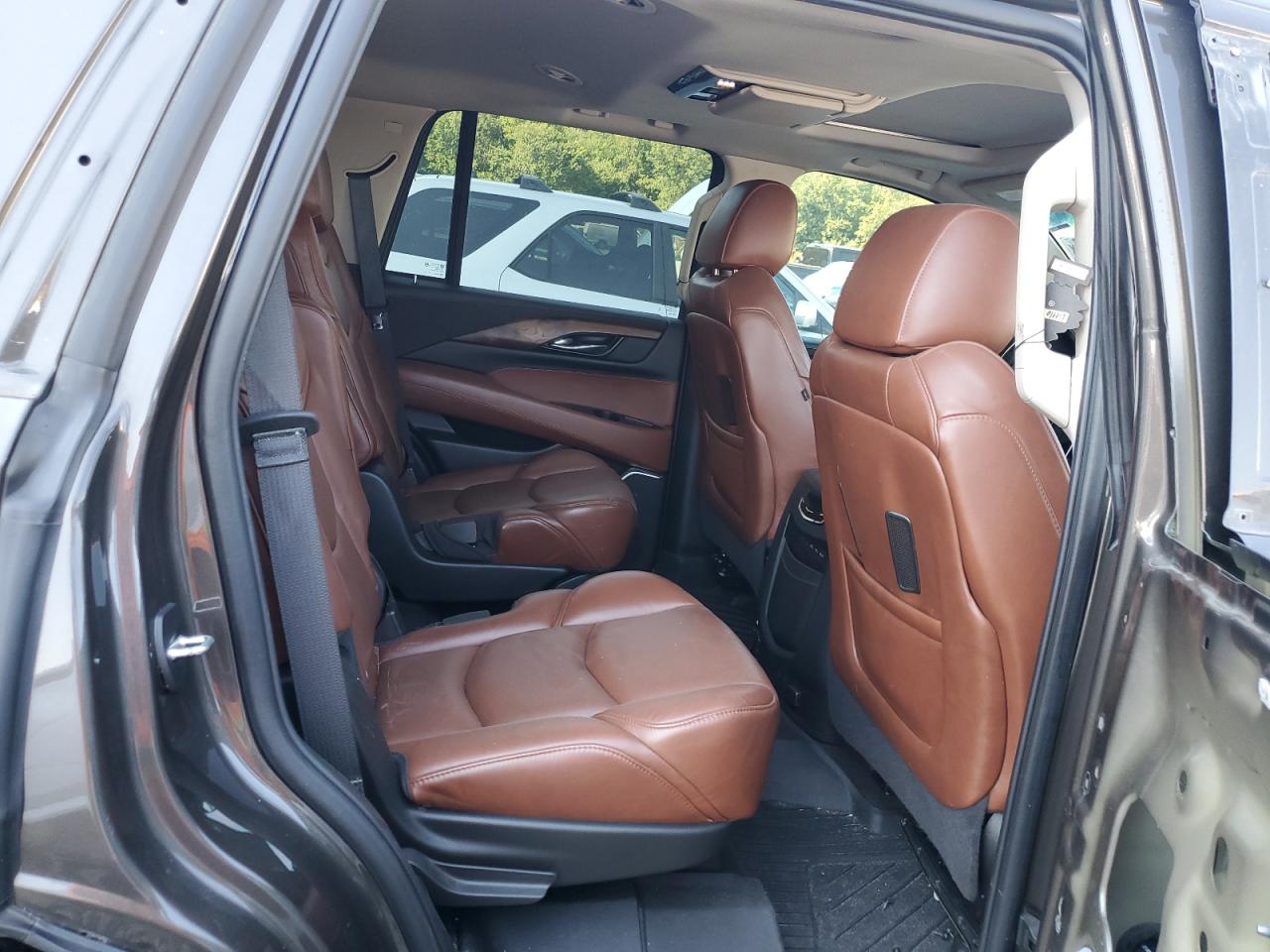 2020 Cadillac Escalade Premium Luxury VIN: 1GYS4CKJ2LR214275 Lot: 70819775