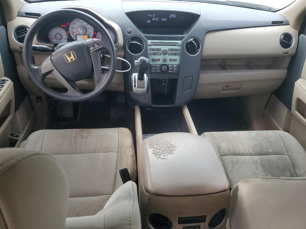 2011 Honda Pilot Lx VIN: 5FNYF3H2XBB024268 Lot: 81864065