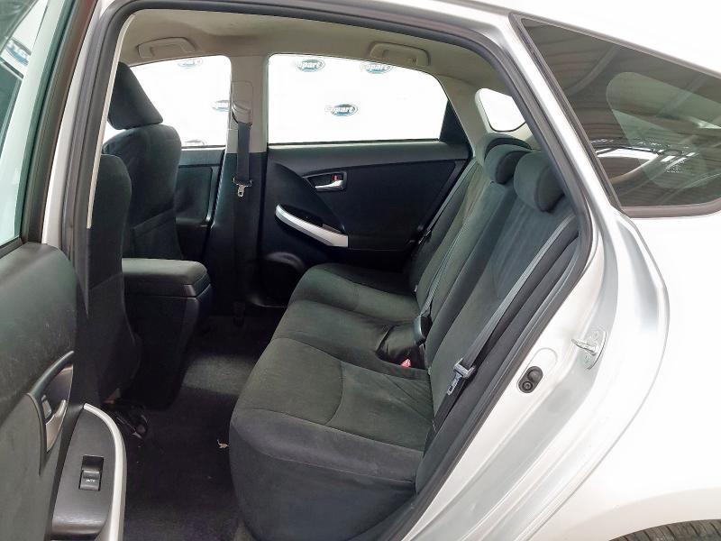 2013 TOYOTA PRIUS HYBRID 