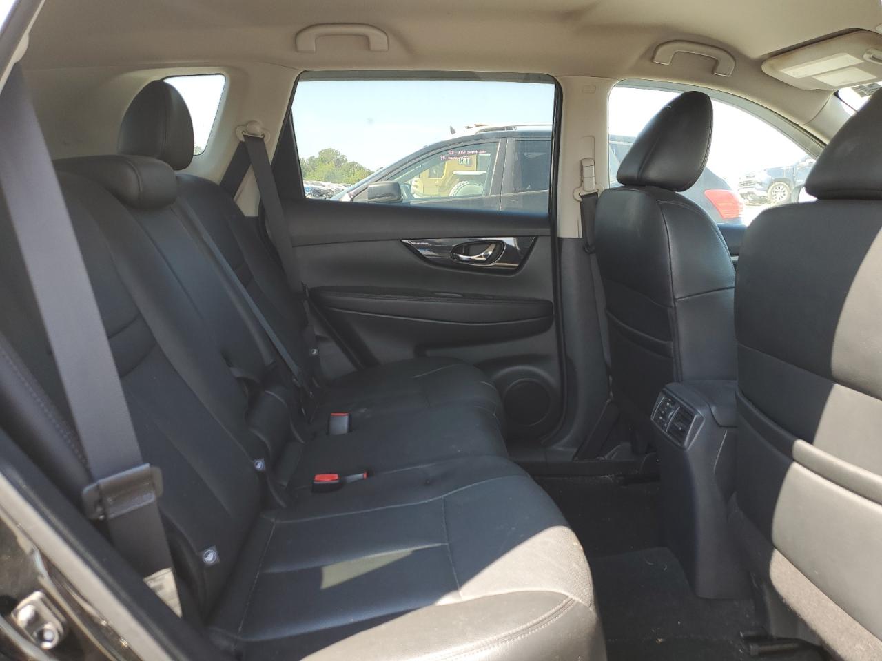 2018 Nissan Rogue S VIN: 5N1AT2MT9JC770771 Lot: 81388755