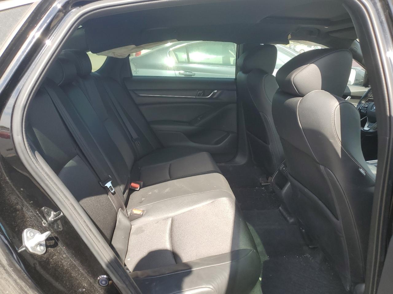 2022 Honda Accord Sport VIN: 1HGCV1F34NA801958 Lot: 71709215