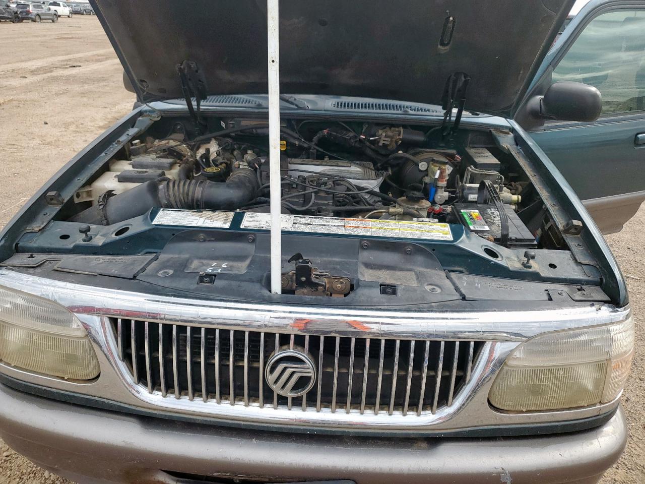 1997 Mercury Mountaineer VIN: 4M2DU55P7VUJ12782 Lot: 81445385