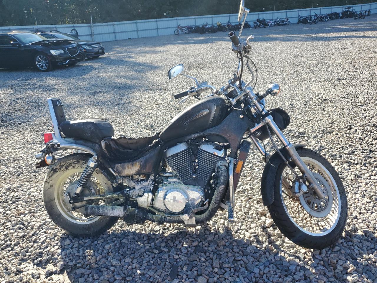 SUZUKI OTHR CYCLE 2002. Lot# 81942435. VIN JS1VS52A022101835. Photo 1