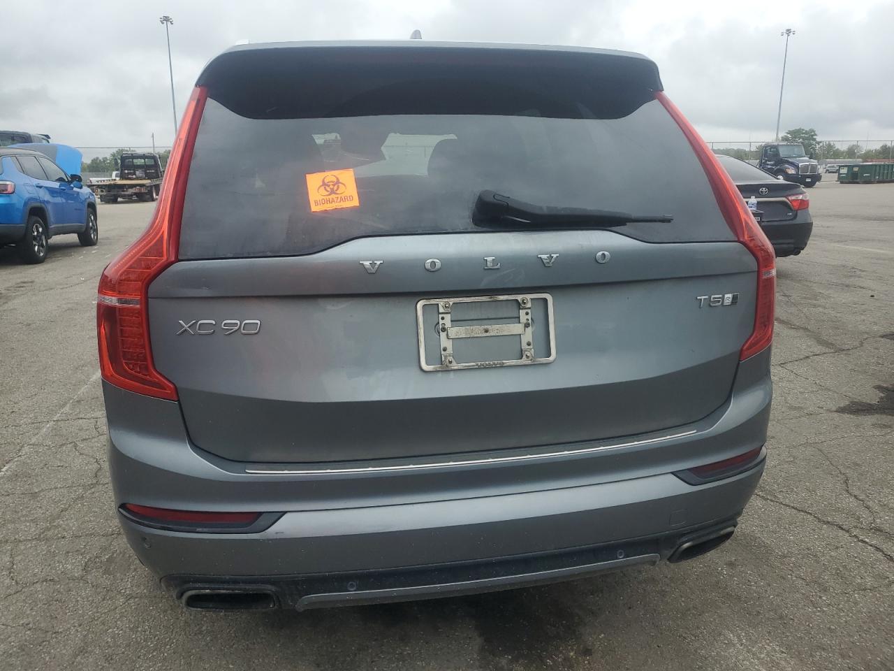 2018 Volvo Xc90 T5 VIN: YV4102XM8J1323472 Lot: 81754095