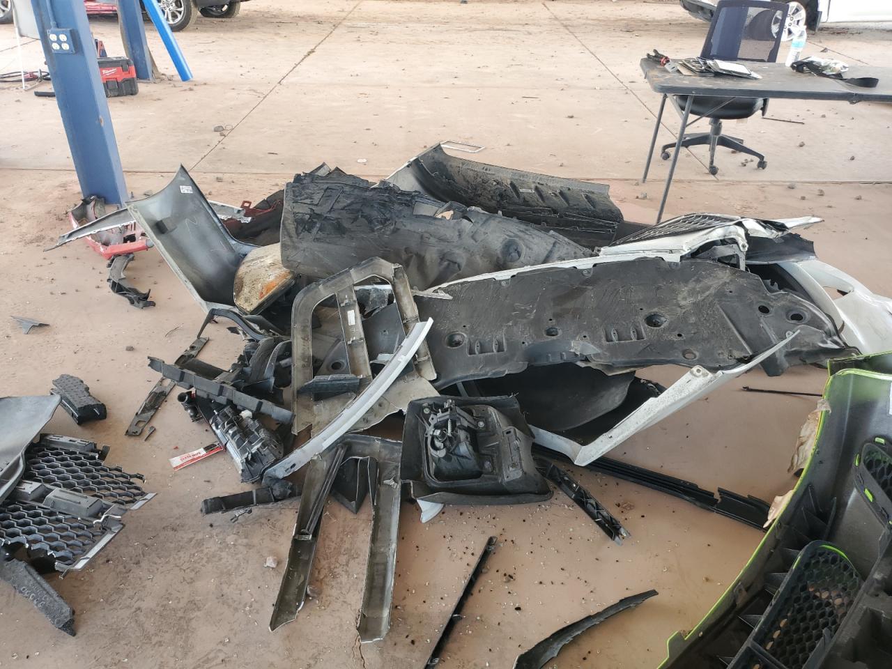 2019 Ram 1500 Classic Tradesman VIN: 3C6JR6AT2KG648256 Lot: 71565825