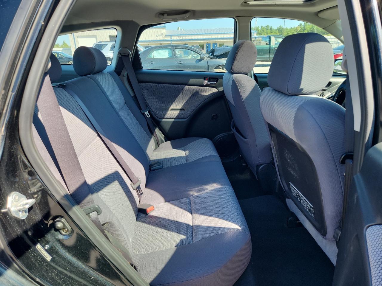 2006 Toyota Corolla Matrix Base VIN: 2T1LR32E36C557626 Lot: 71359135