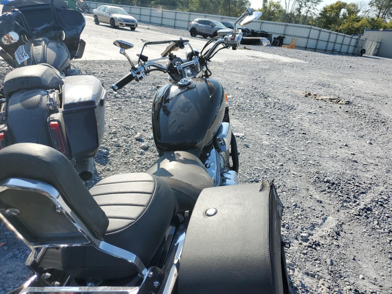 2001 Honda Vf750 C VIN: JH2RC43061M700432 Lot: 71806135