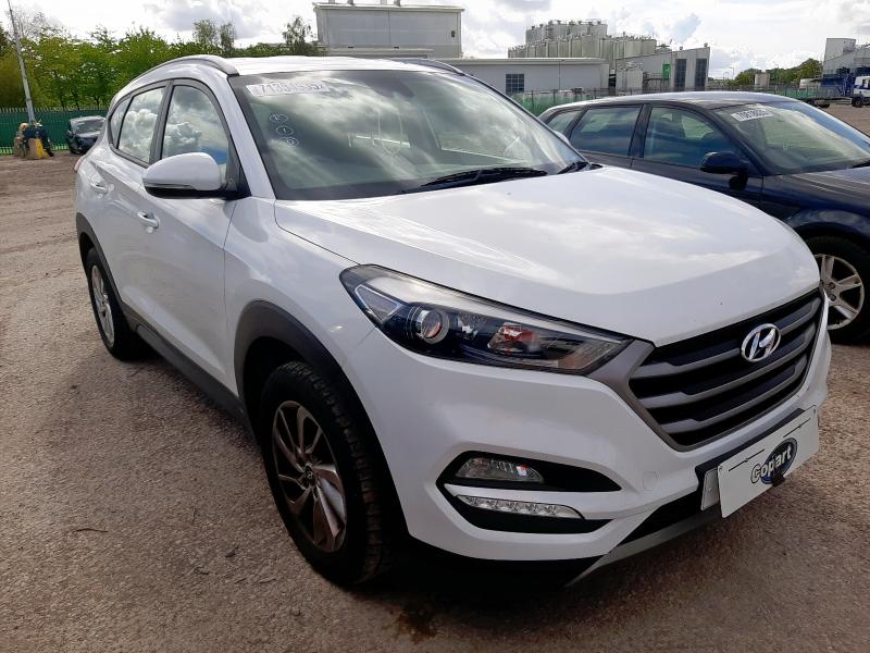2016 HYUNDAI TUCSON