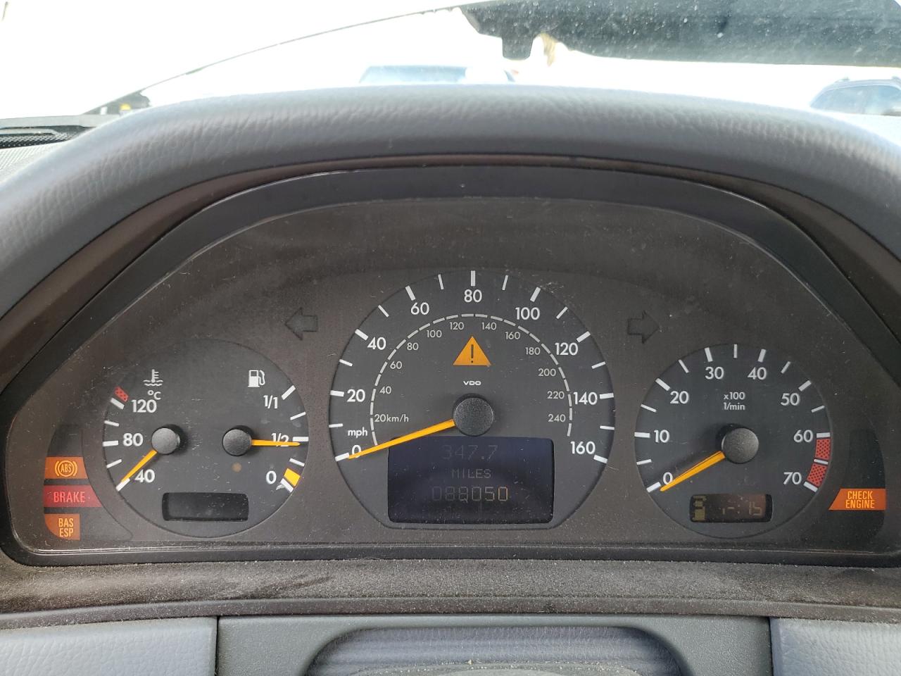 2001 Mercedes-Benz E 430 VIN: WDBJF70J51X051022 Lot: 81104045