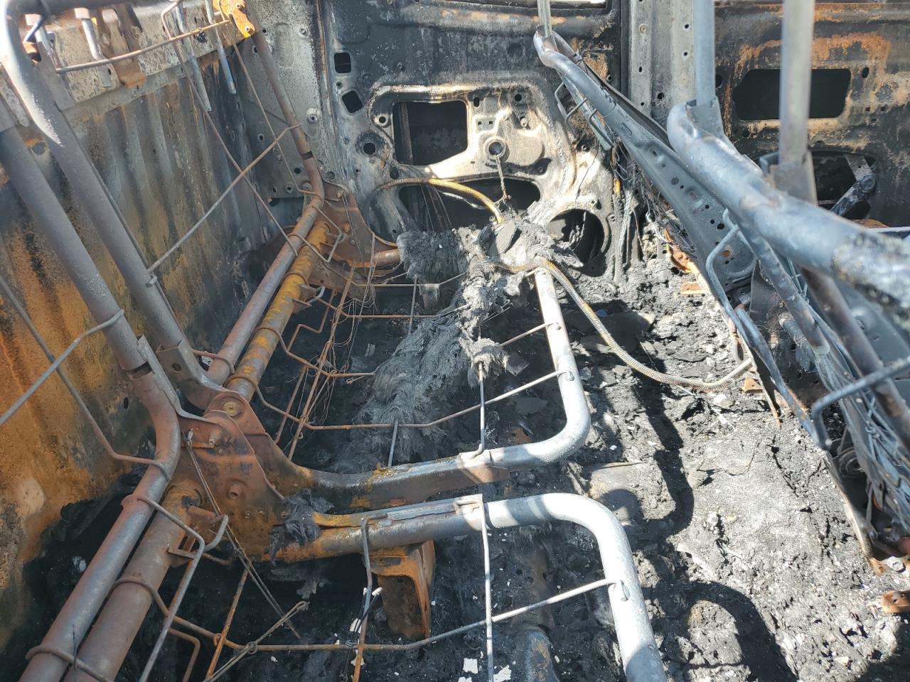 2013 Toyota Tundra Double Cab Sr5 VIN: 5TFUW5F12DX285732 Lot: 81707775