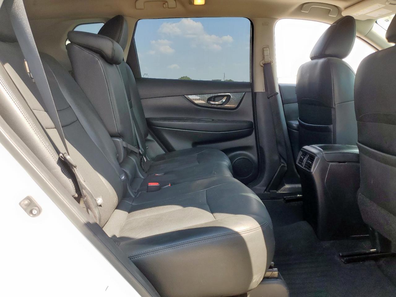 2016 Nissan Rogue S VIN: 5N1AT2MT8GC732098 Lot: 81109445