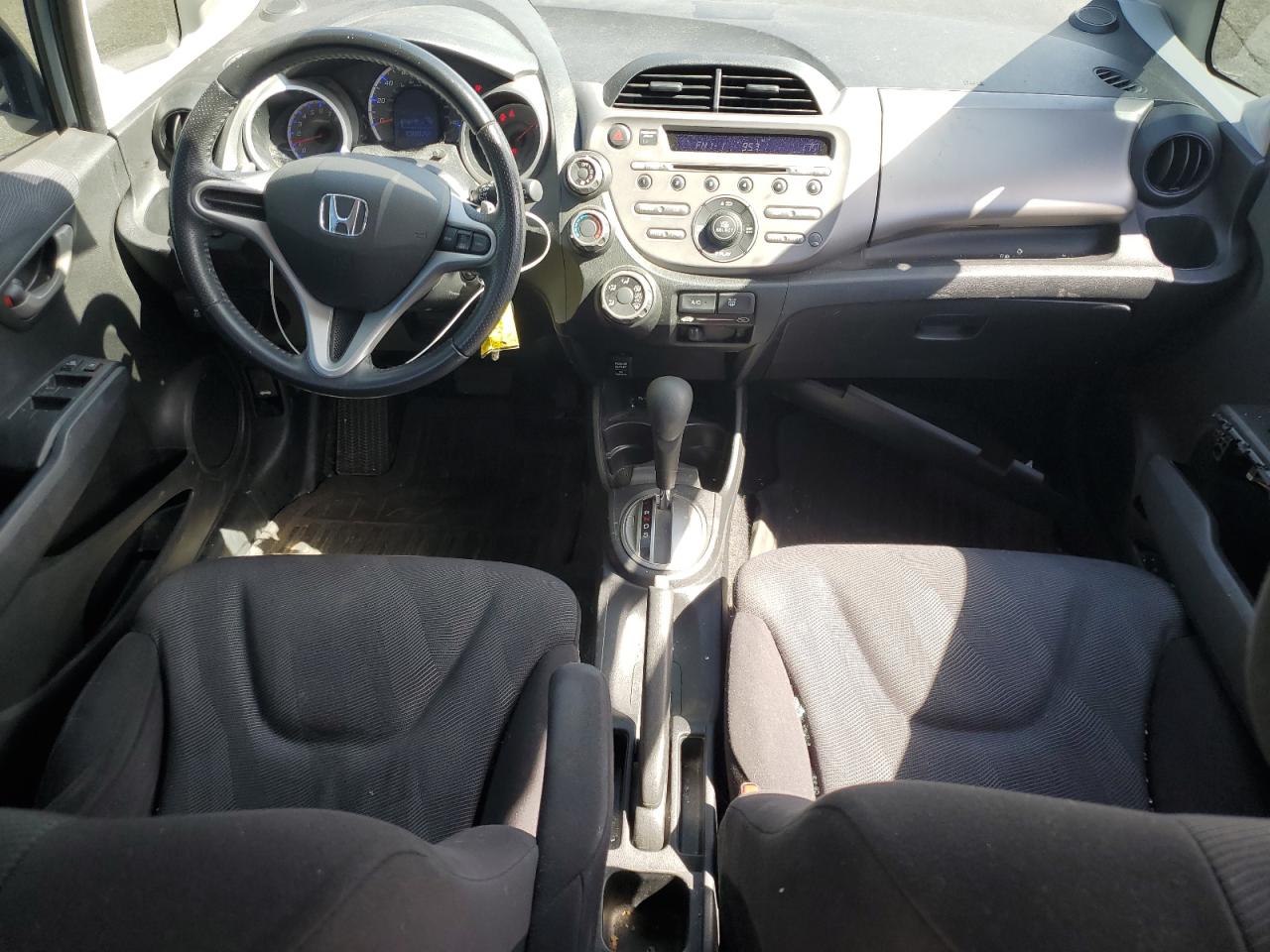 2011 Honda Fit Sport VIN: JHMGE8H55BC003782 Lot: 81815305