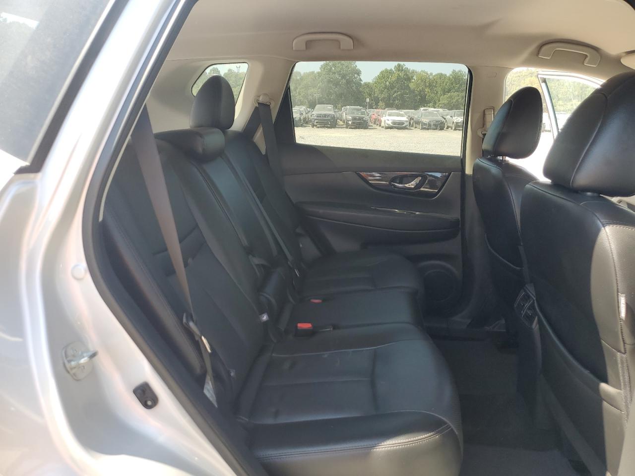 2019 Nissan Rogue VIN: 5N1AT2MT0KC743038 Lot: 81315145