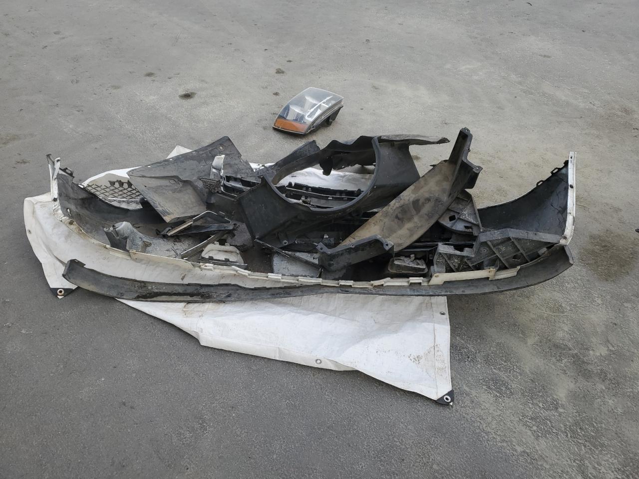 2010 Chevrolet Suburban K1500 Ltz VIN: 1GNUKKE3XAR281139 Lot: 83834915