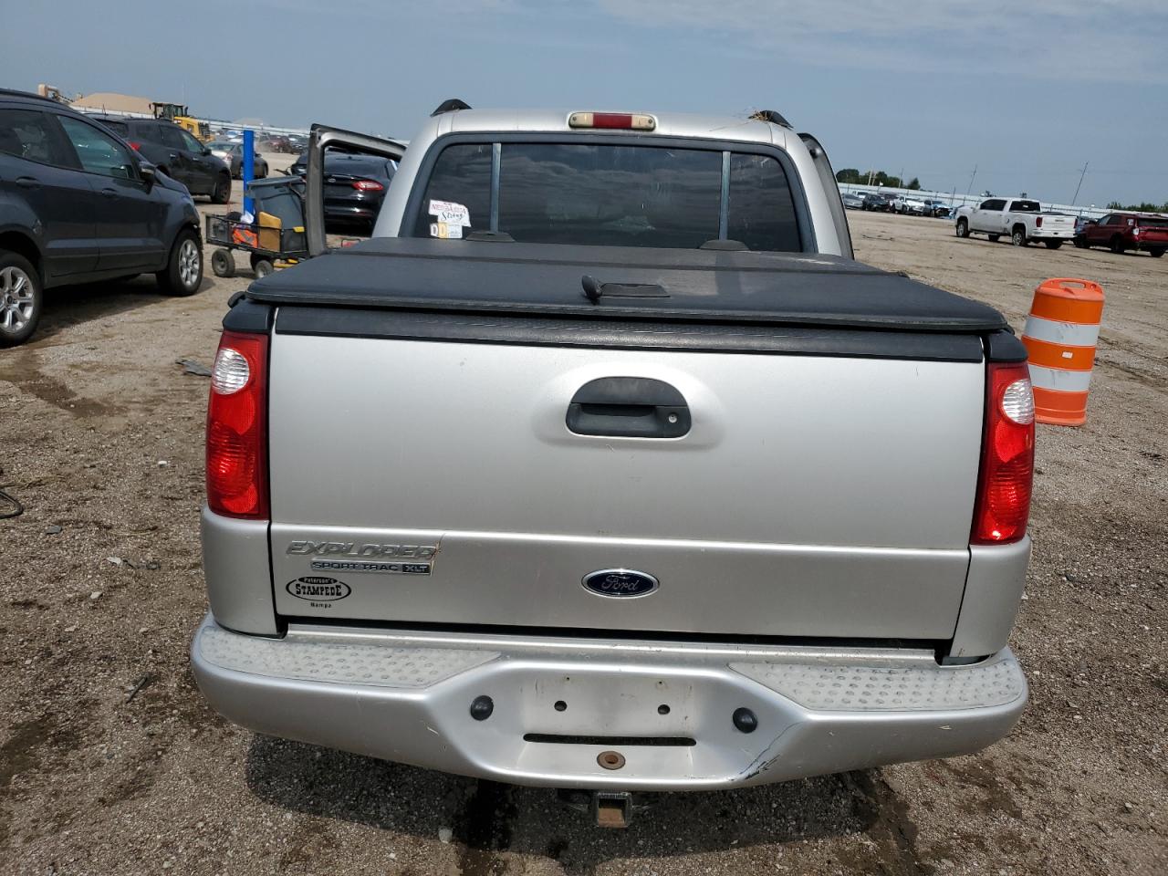 2004 Ford Explorer Sport Trac VIN: 1FMDU77KX4UB99431 Lot: 71495535