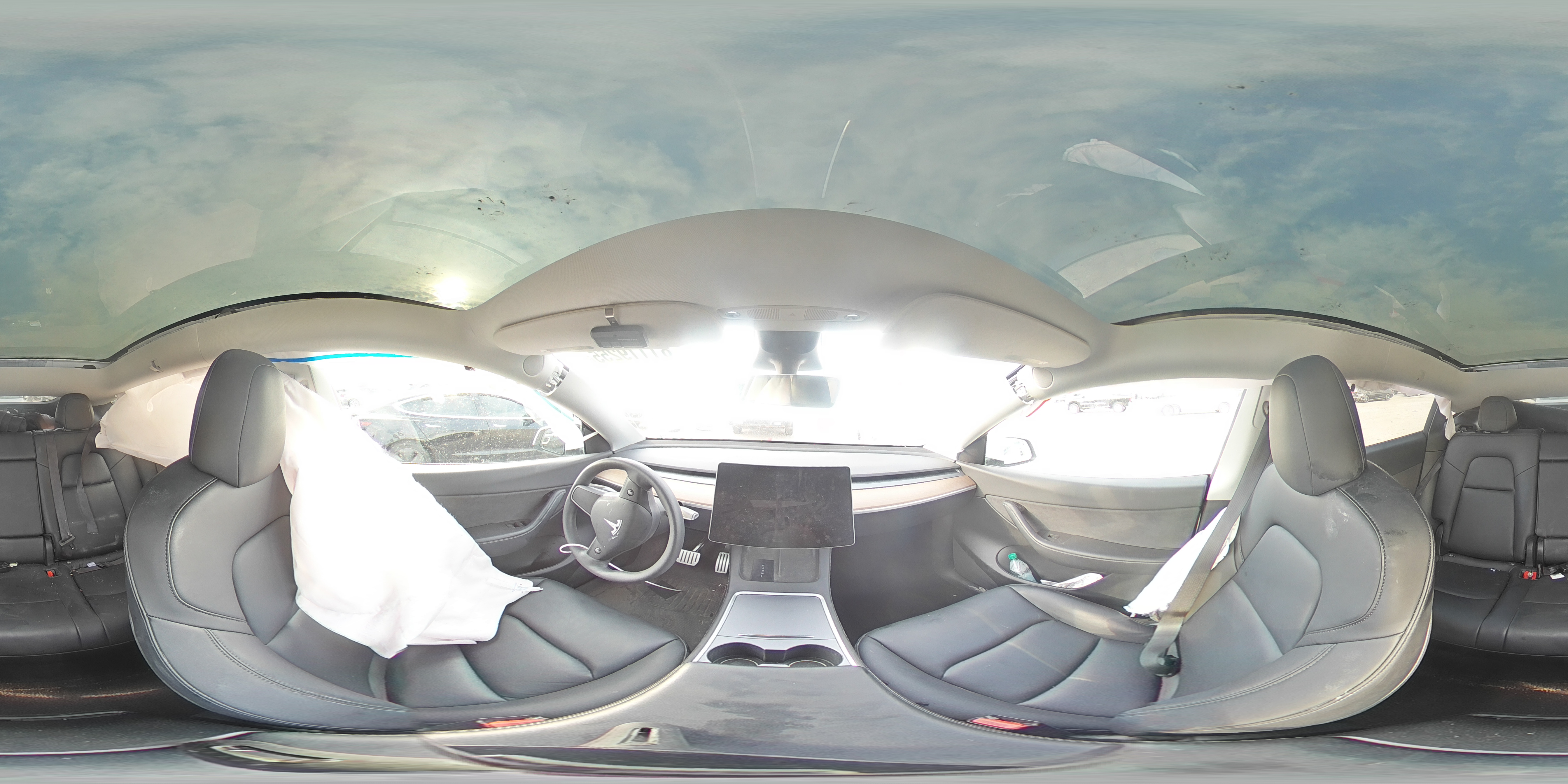 2022 Tesla Model Y VIN: 7SAYGDEFXNF452780 Lot: 81119255