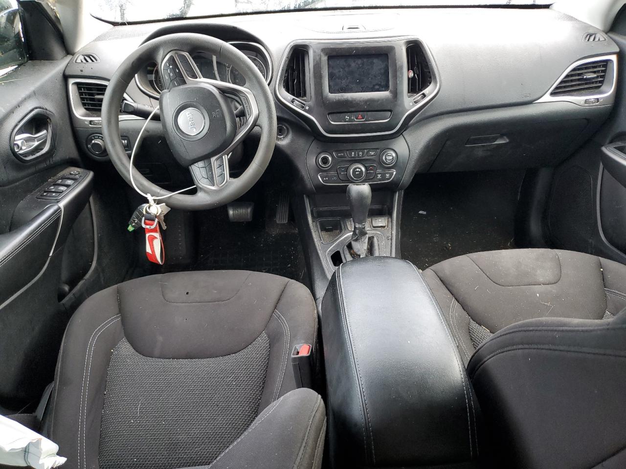 2020 Jeep Cherokee Latitude VIN: 1C4PJLCB2LD547505 Lot: 81244115