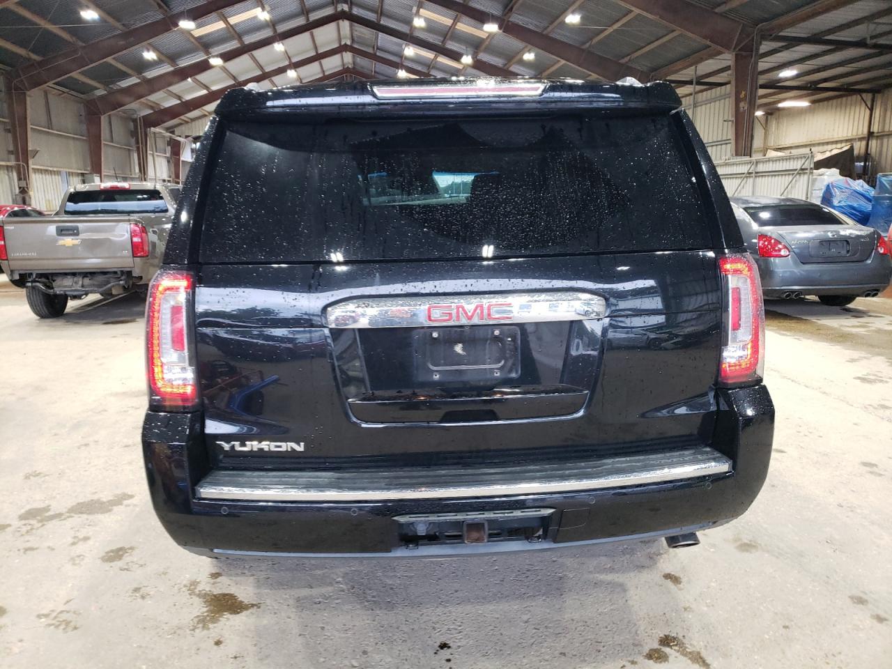 2018 GMC Yukon Denali VIN: 1GKS1CKJ2JR268935 Lot: 82136125