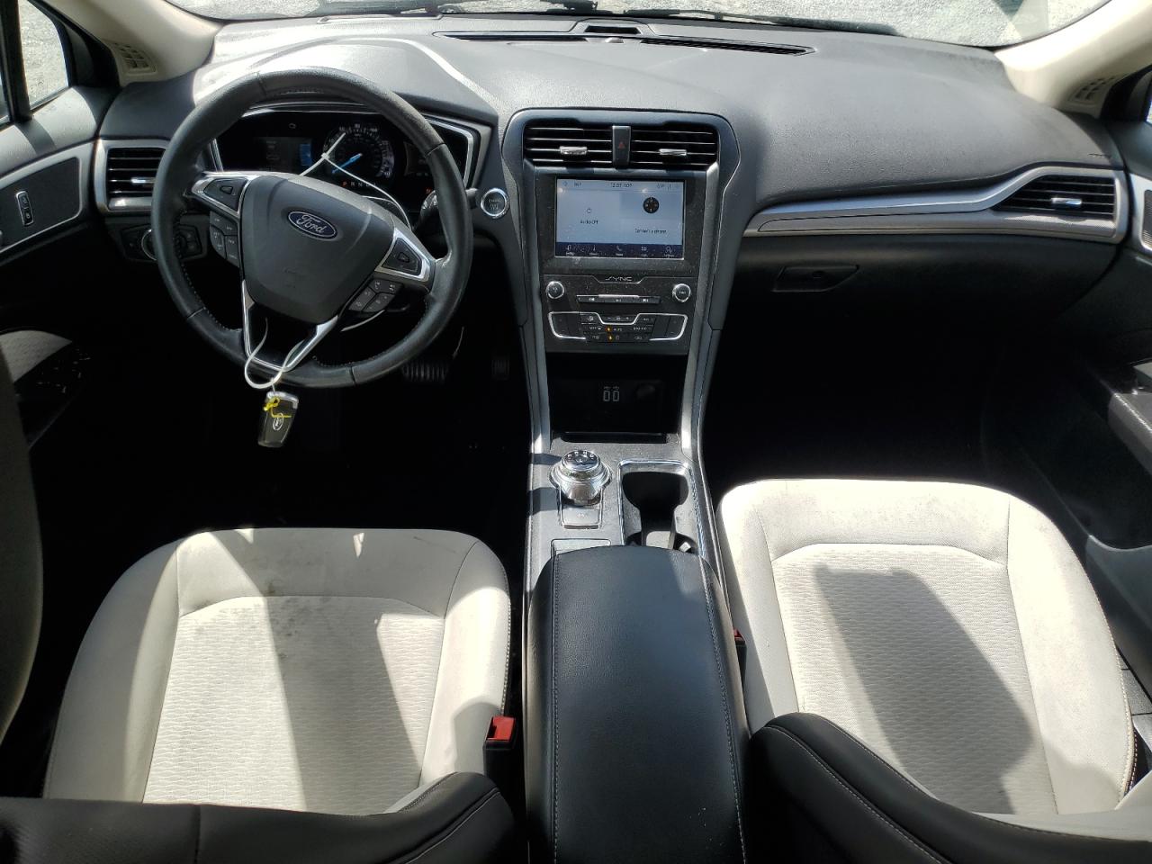 2020 Ford Fusion Se VIN: 3FA6P0HD1LR183982 Lot: 84048635