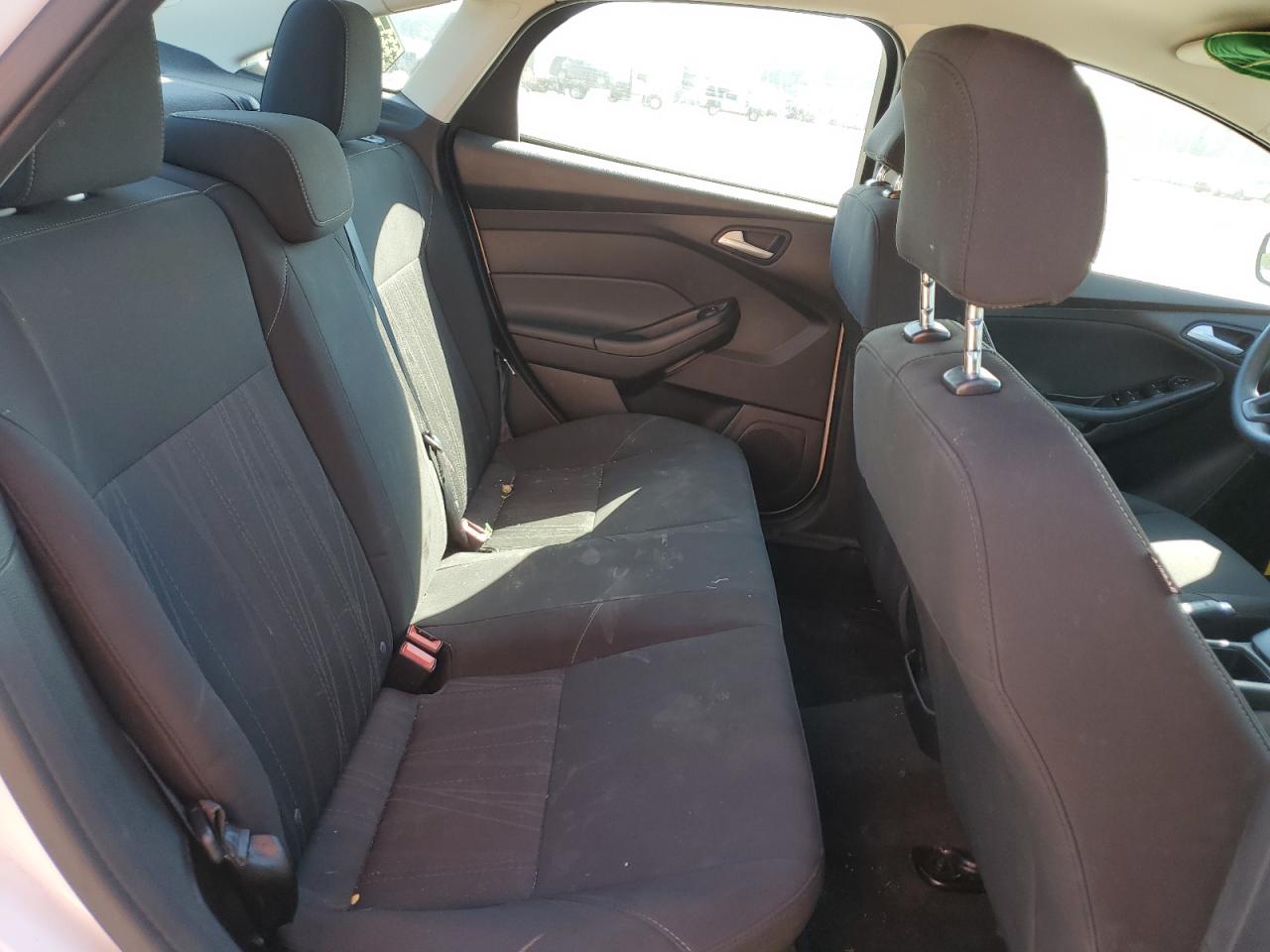 2016 Ford Focus Se VIN: 1FADP3F23GL326848 Lot: 80151465