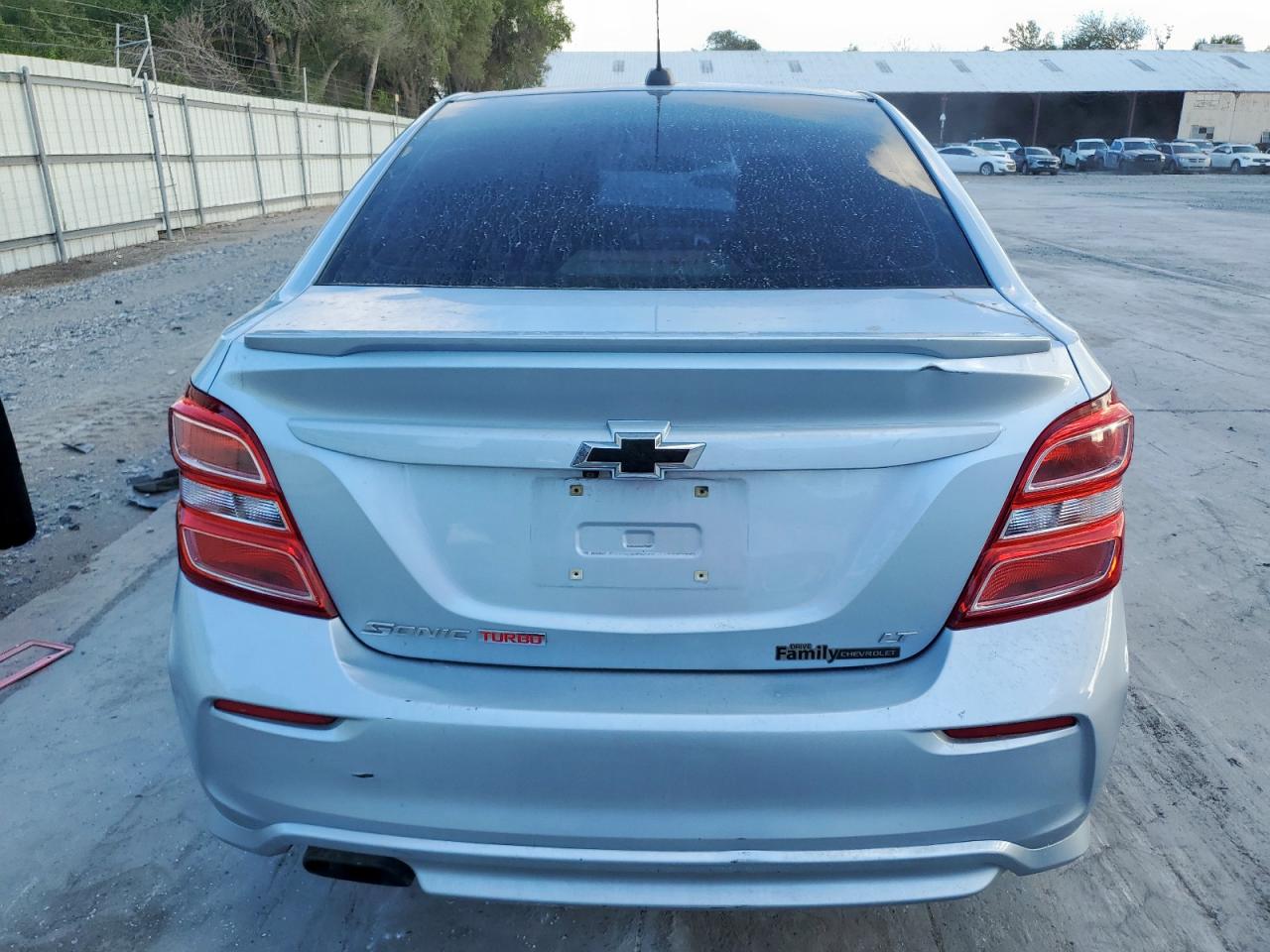 2018 Chevrolet Sonic Lt VIN: 1G1JD5SB4J4133870 Lot: 81517855