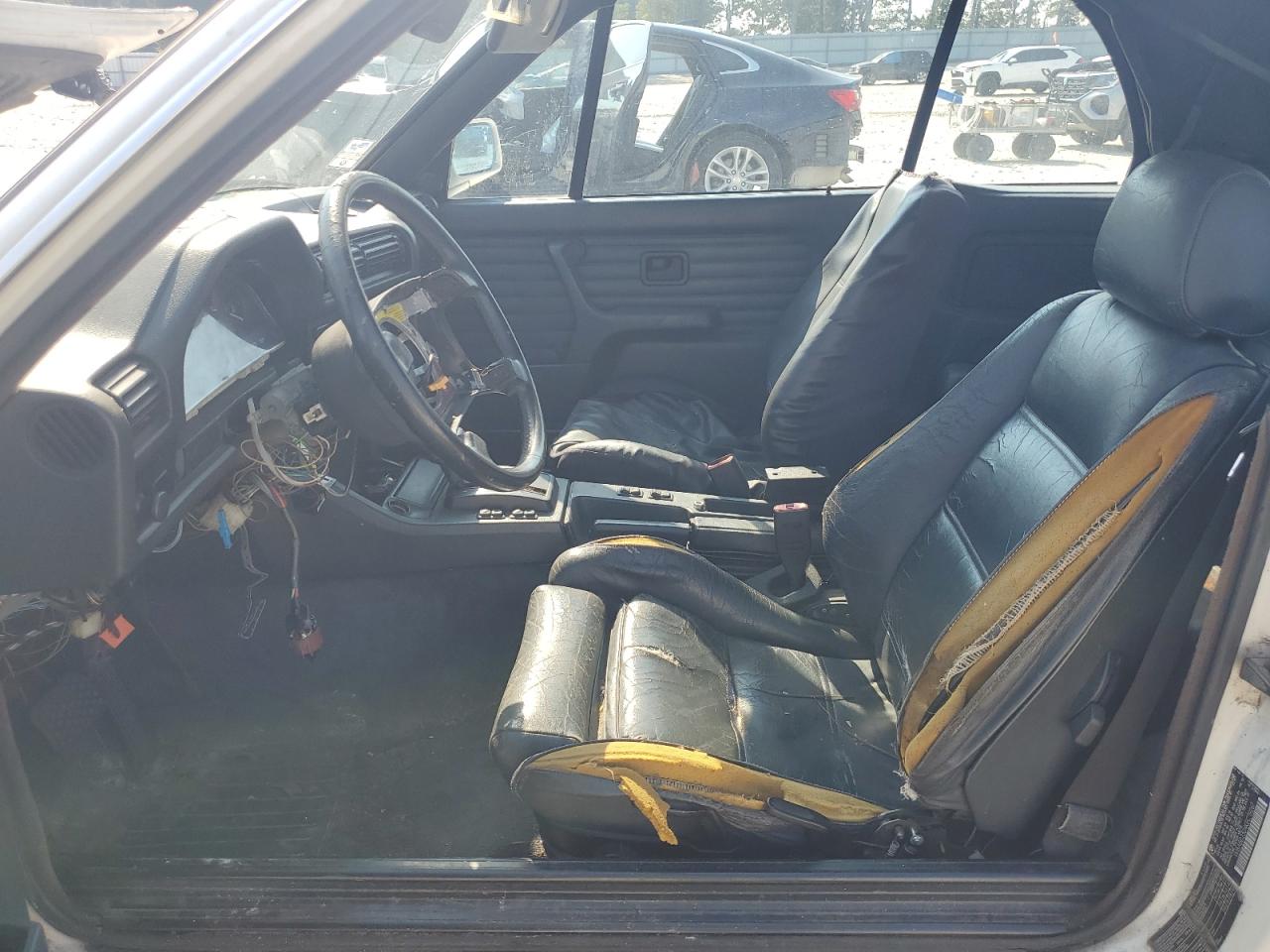 1989 BMW 325 I Automatic VIN: WBABB2304KEC19267 Lot: 81419215