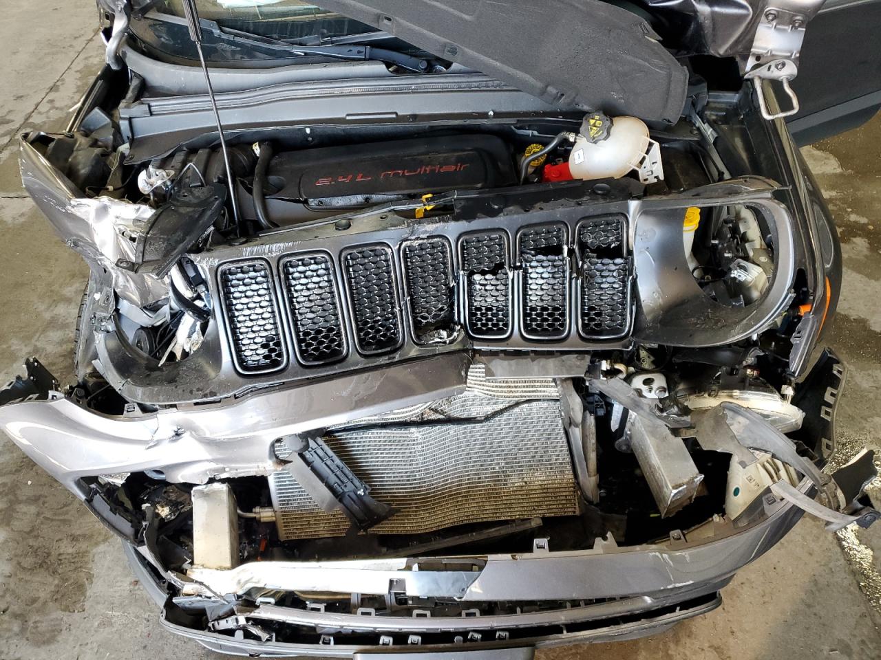 2020 Jeep Renegade Latitude VIN: ZACNJBBB4LPL69176 Lot: 84378405