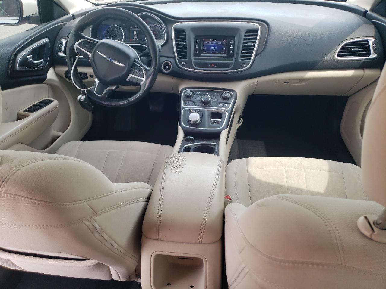 2015 Chrysler 200 Limited VIN: 1C3CCCAB7FN525952 Lot: 71914585