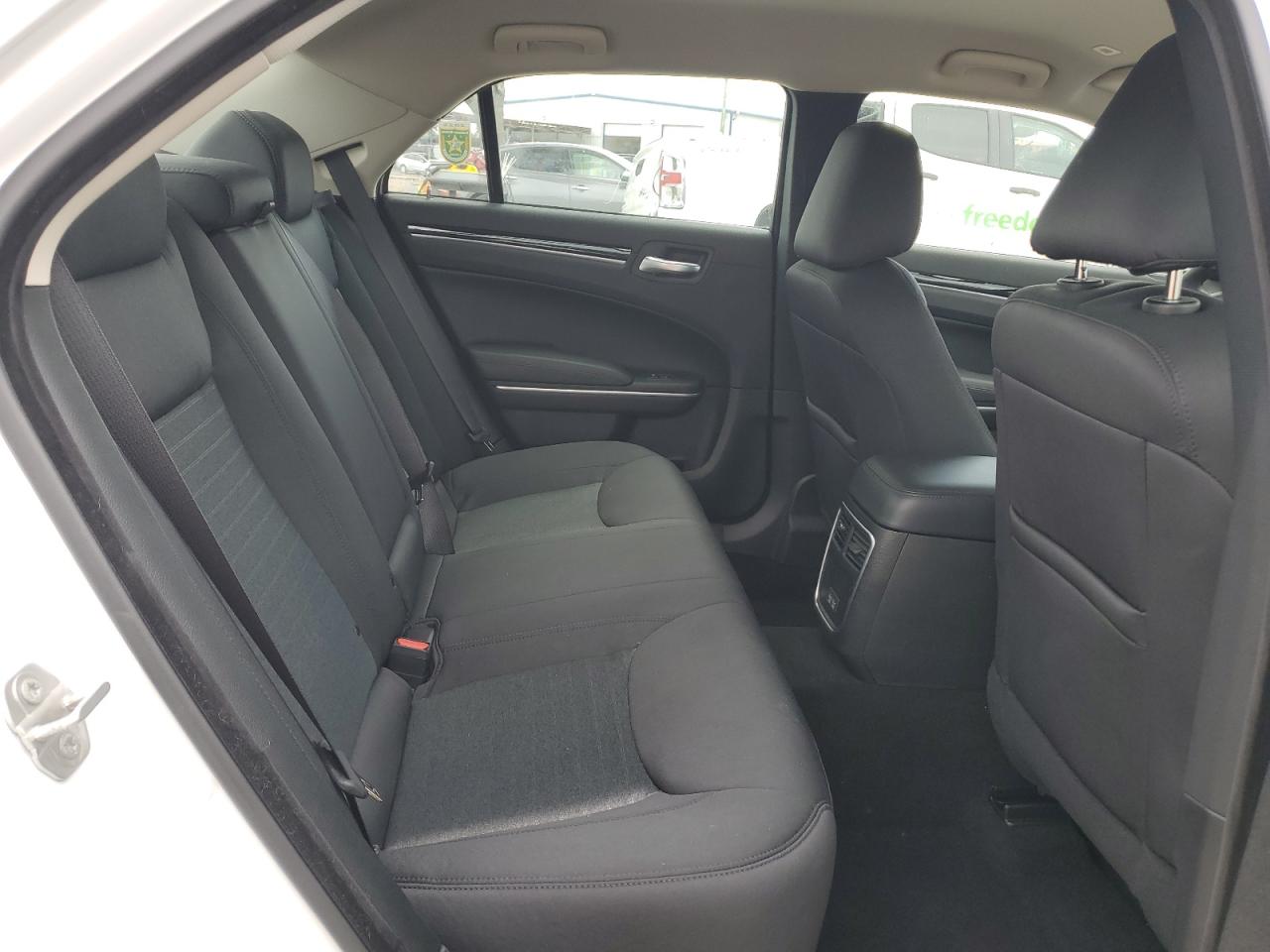 2023 Chrysler 300 Touring VIN: 2C3CCAAG1PH685402 Lot: 81105205