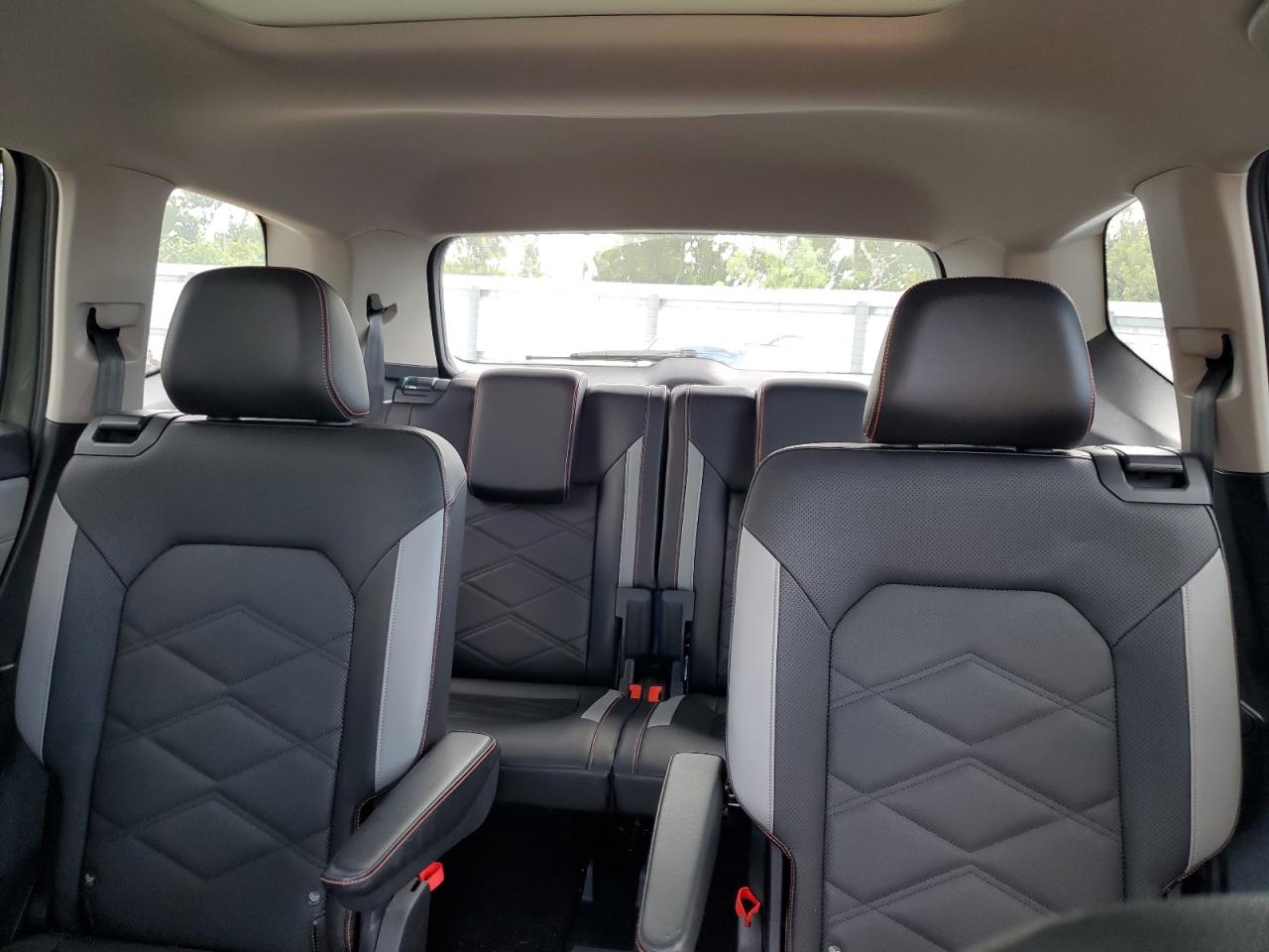 2024 Volkswagen Atlas VIN: 1V2GR2CA3RC596185 Lot: 80652315