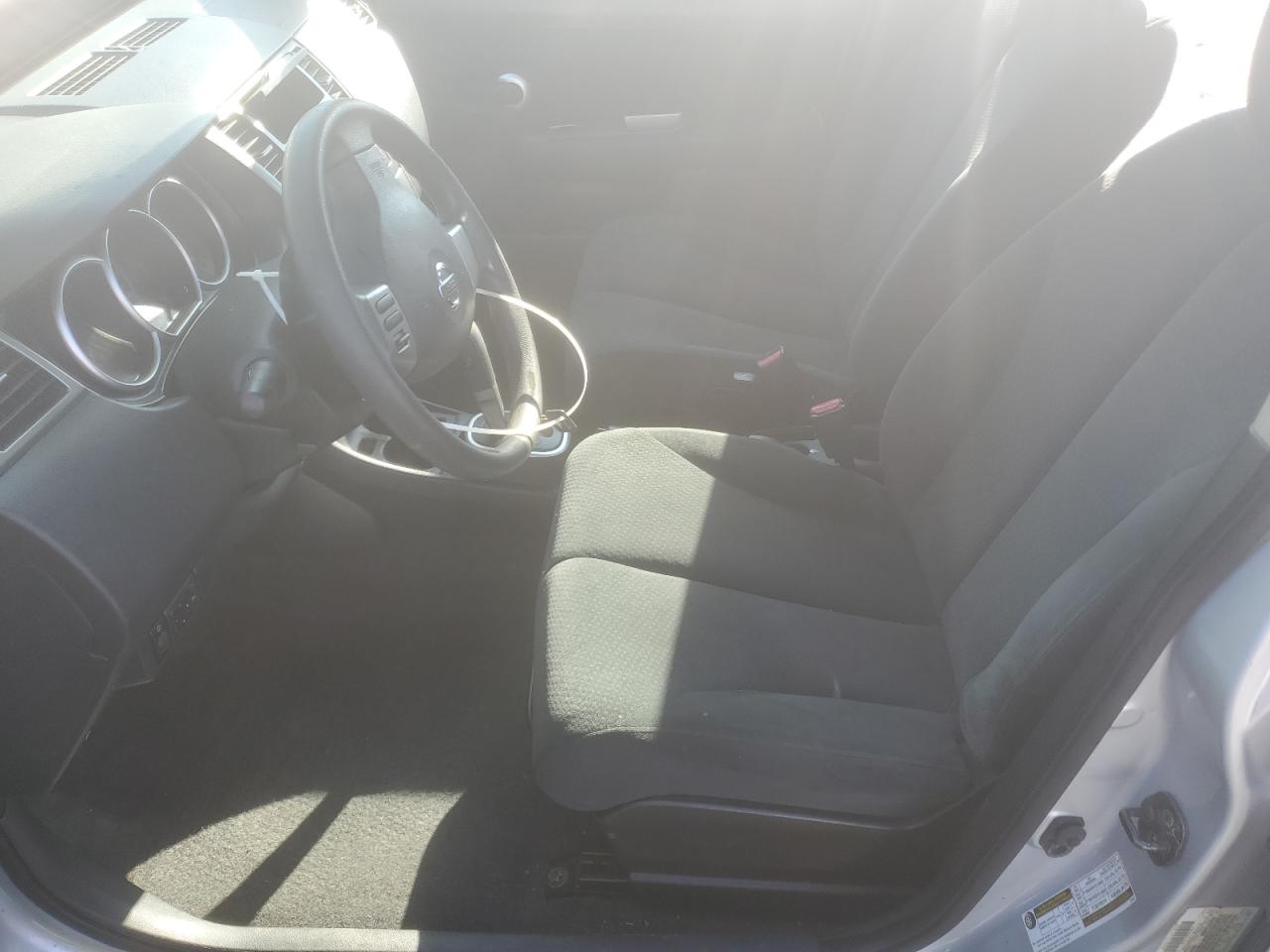 2010 Nissan Versa S VIN: 3N1BC1CP7AL450508 Lot: 84372575