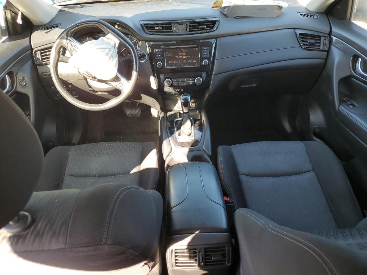 2019 Nissan Rogue S VIN: JN8AT2MV9KW399198 Lot: 81243495