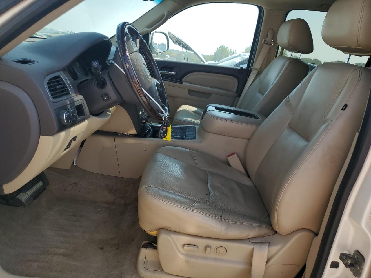 2011 GMC Yukon Xl Denali VIN: 1GKS2MEF6BR196679 Lot: 80645515