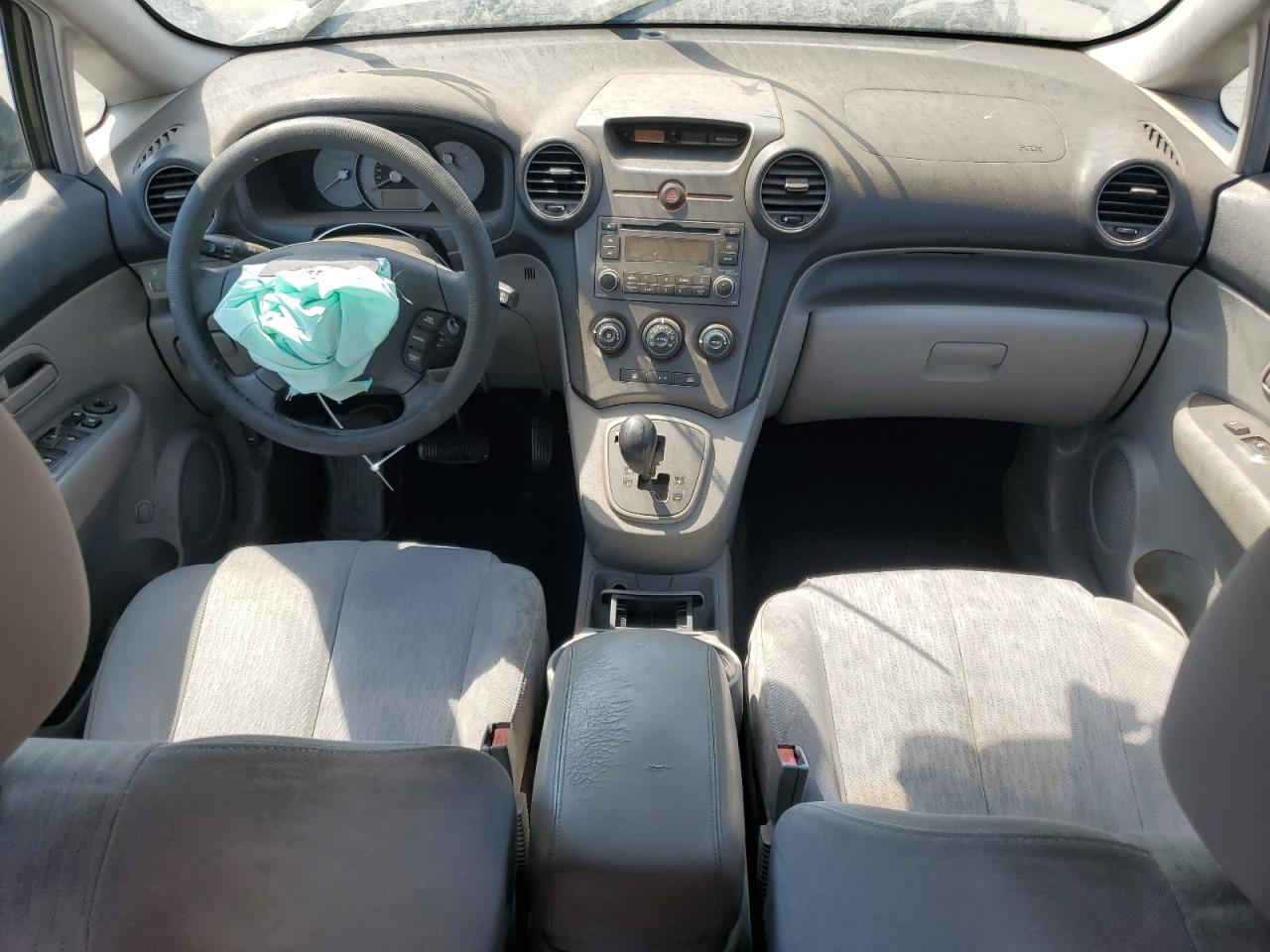 2007 Kia Rondo Base VIN: KNAFG525X77121936 Lot: 71468555