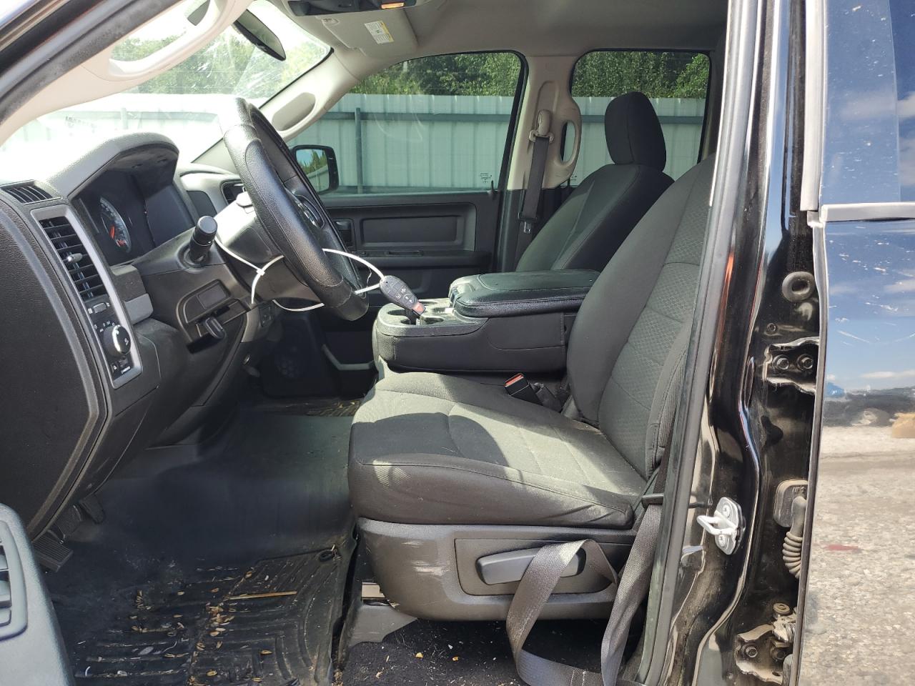 2019 Ram 1500 Classic Tradesman VIN: 1C6RR7FT9KS553199 Lot: 81561735