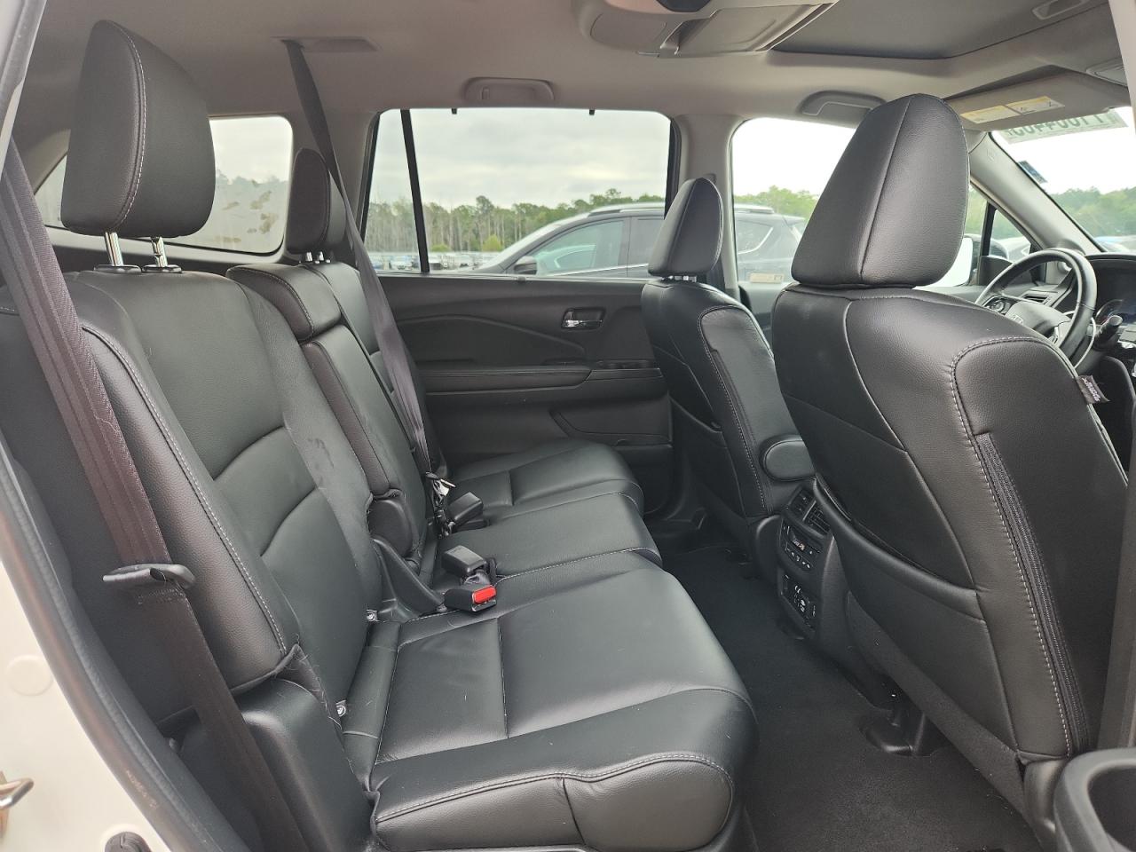 2019 Honda Pilot Touring VIN: 5FNYF5H91KB018111 Lot: 71864465