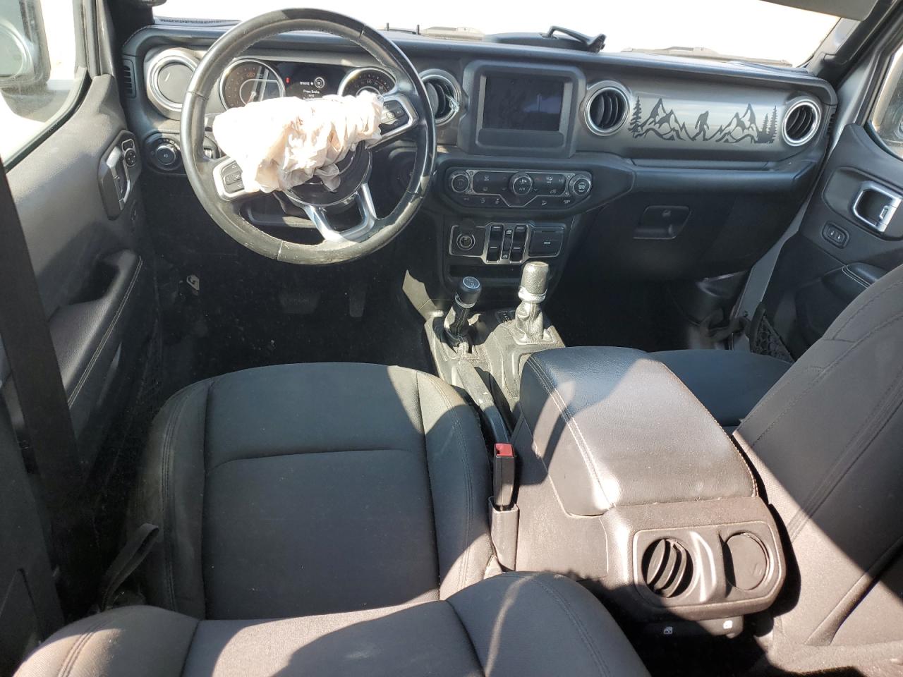 2020 Jeep Wrangler Unlimited Sahara VIN: 1C4HJXEN4LW204637 Lot: 81511515