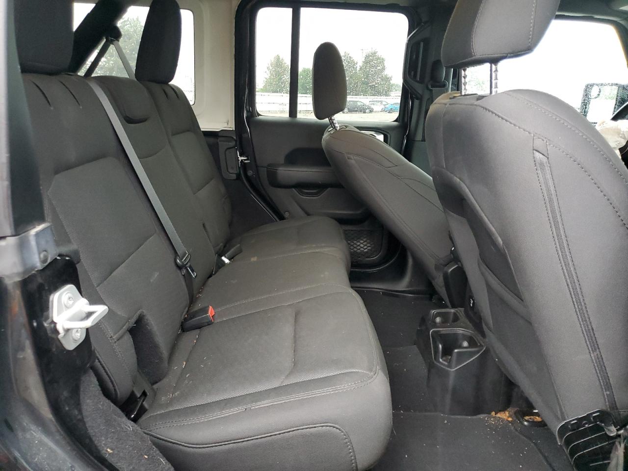 2019 Jeep Wrangler Unlimited Sahara VIN: 1C4HJXEGXKW662652 Lot: 81627535