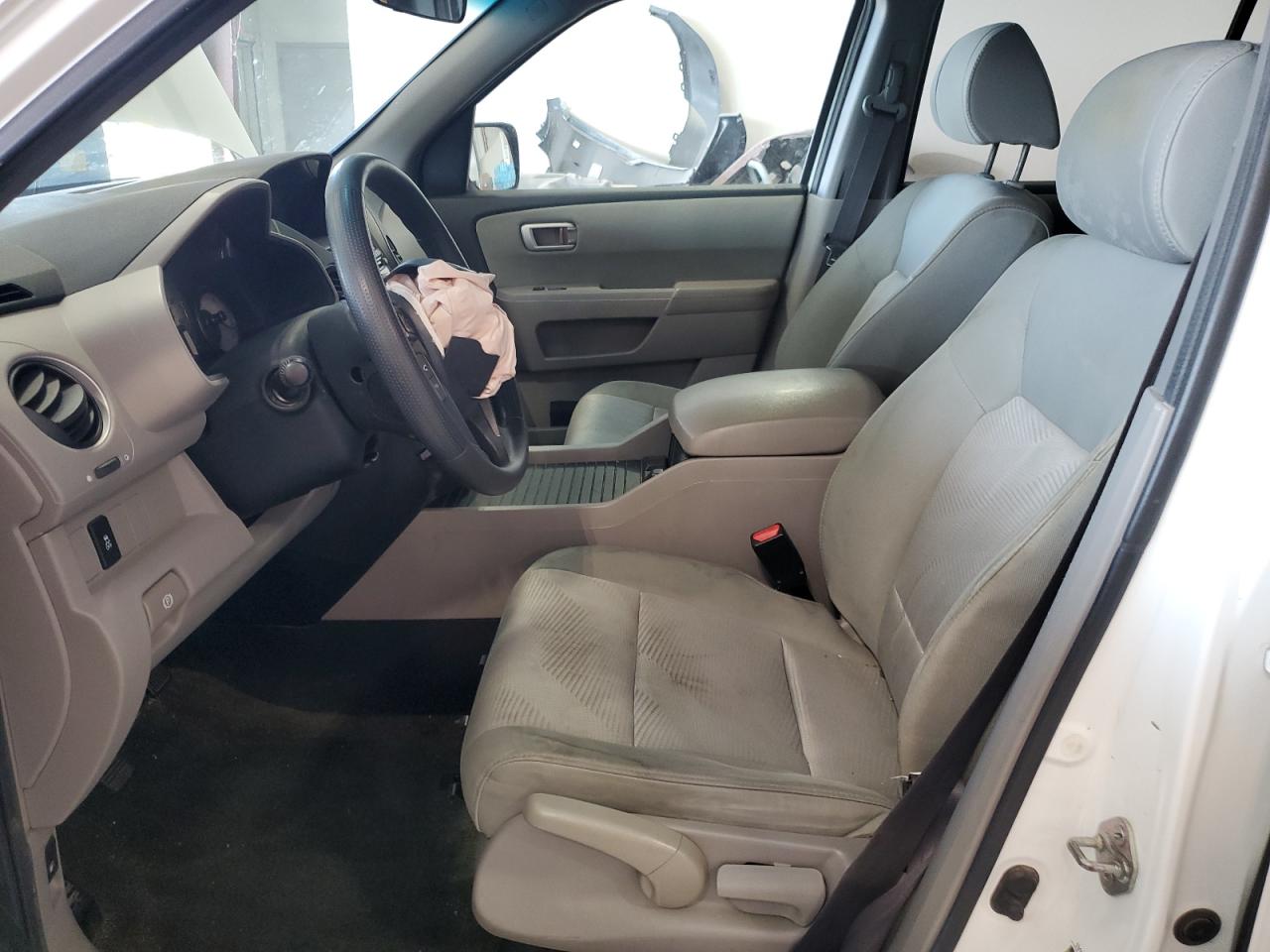 2014 Honda Pilot Lx VIN: 5FNYF4H20EB022152 Lot: 80569015