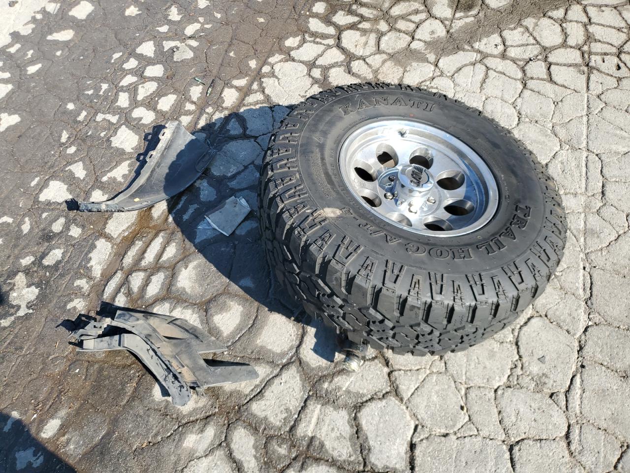 2015 Ram 1500 Longhorn VIN: 1C6RR7PT1FS513459 Lot: 81065365