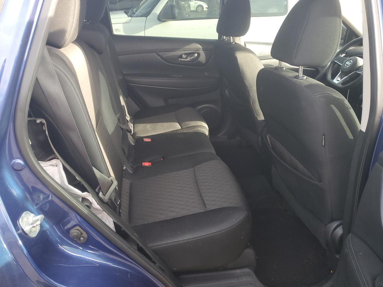 2017 Nissan Rogue S VIN: KNMAT2MV4HP525174 Lot: 84258445