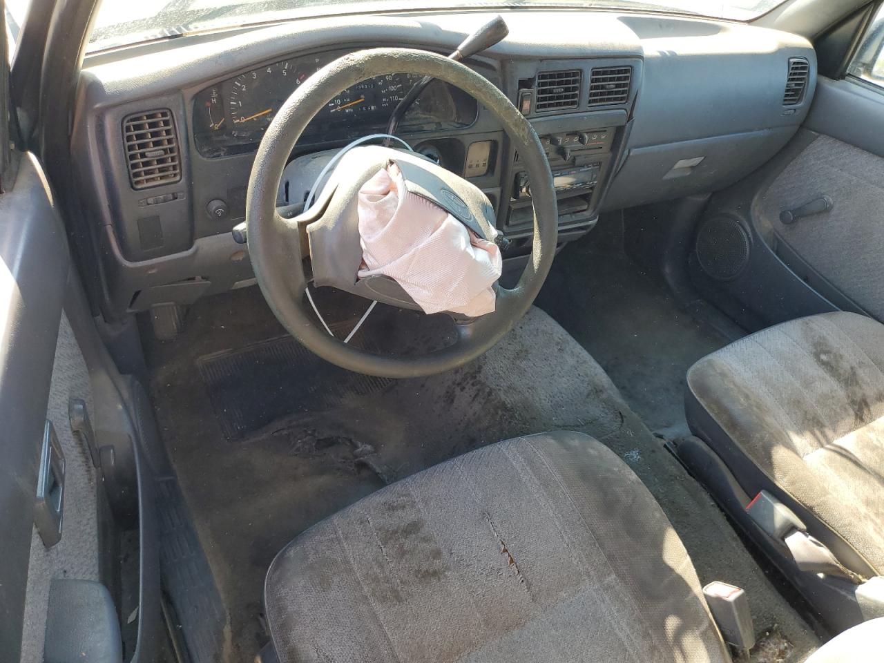 1997 Toyota Tacoma Xtracab VIN: 4TAVL52N8VZ228250 Lot: 81762565