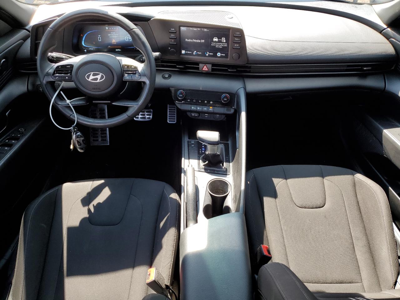 2025 Hyundai Elantra Sel Sport VIN: KMHLM4DGXSU915932 Lot: 81082205