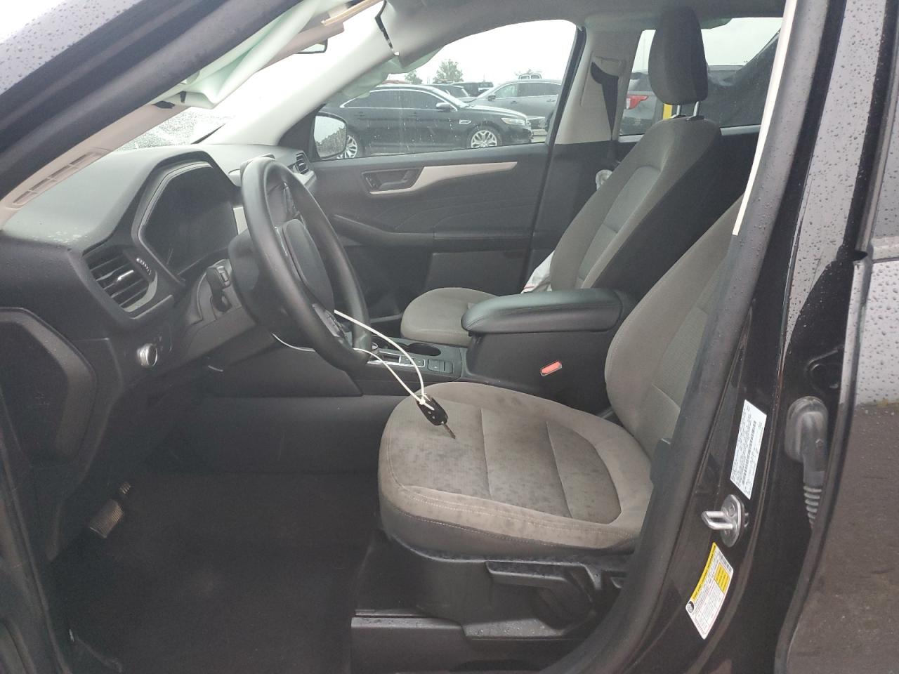 2021 Ford Escape S VIN: 1FMCU0F6XMUA12437 Lot: 81600115