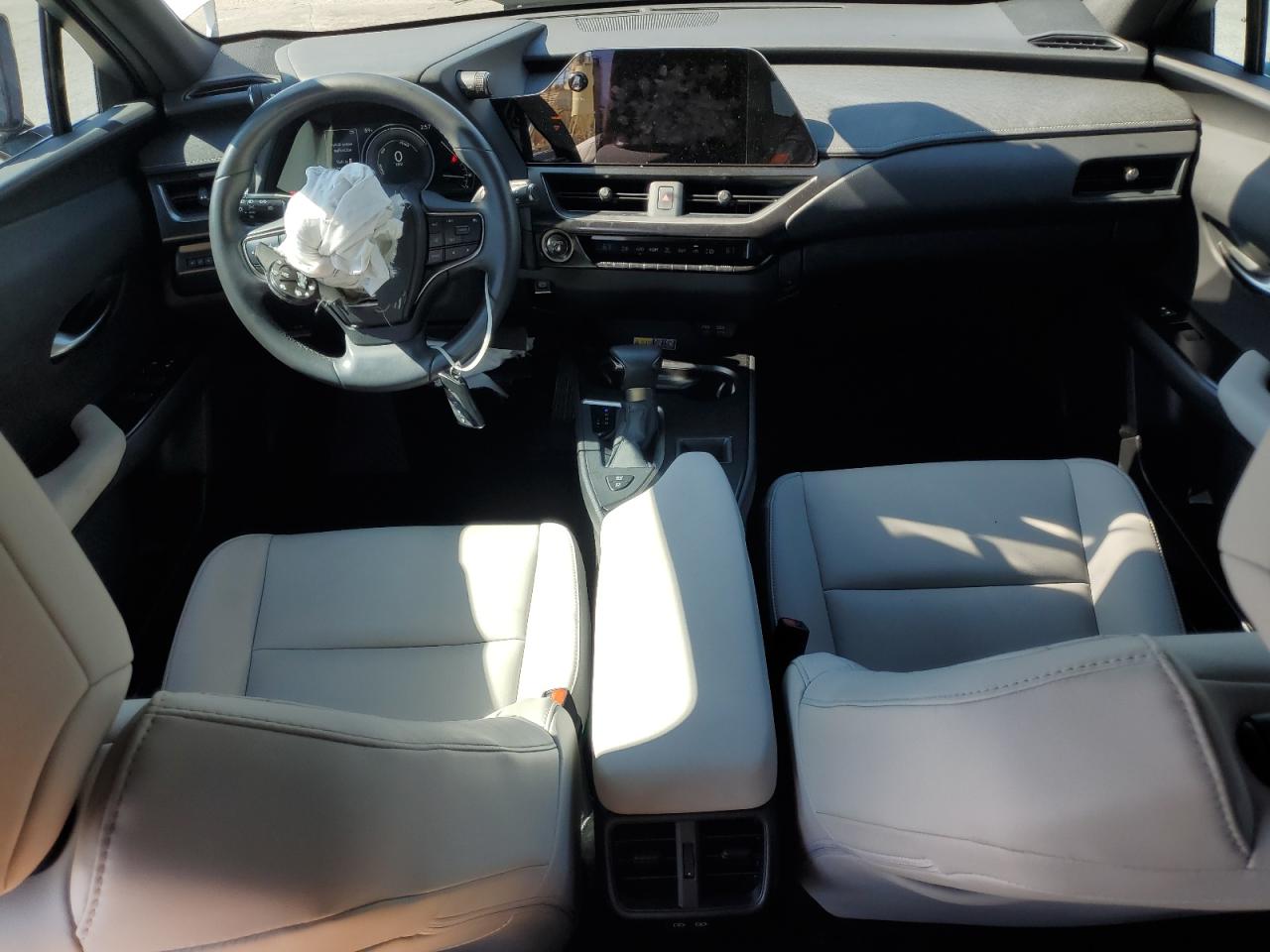 2024 Lexus Ux 250H Base VIN: JTHX6JBH8R2191253 Lot: 81482435