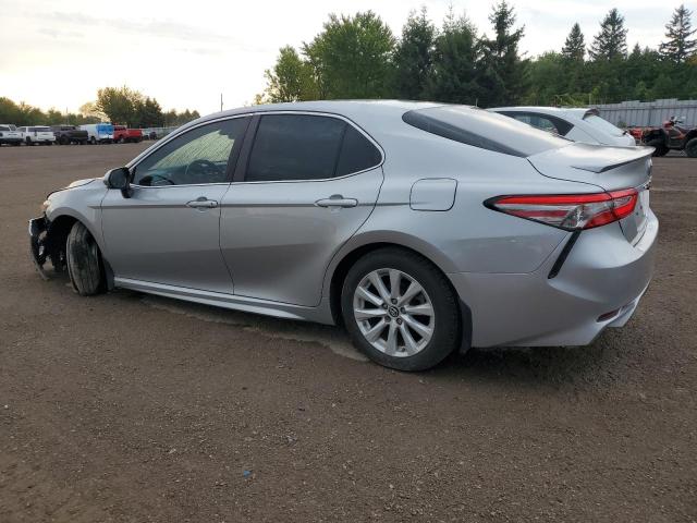  TOYOTA CAMRY 2018 Серебристый