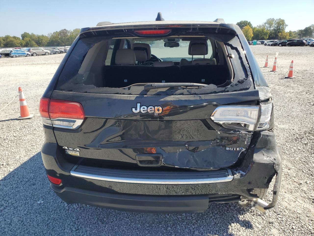 2015 Jeep Grand Cherokee Limited VIN: 1C4RJFBG5FC818817 Lot: 81630325