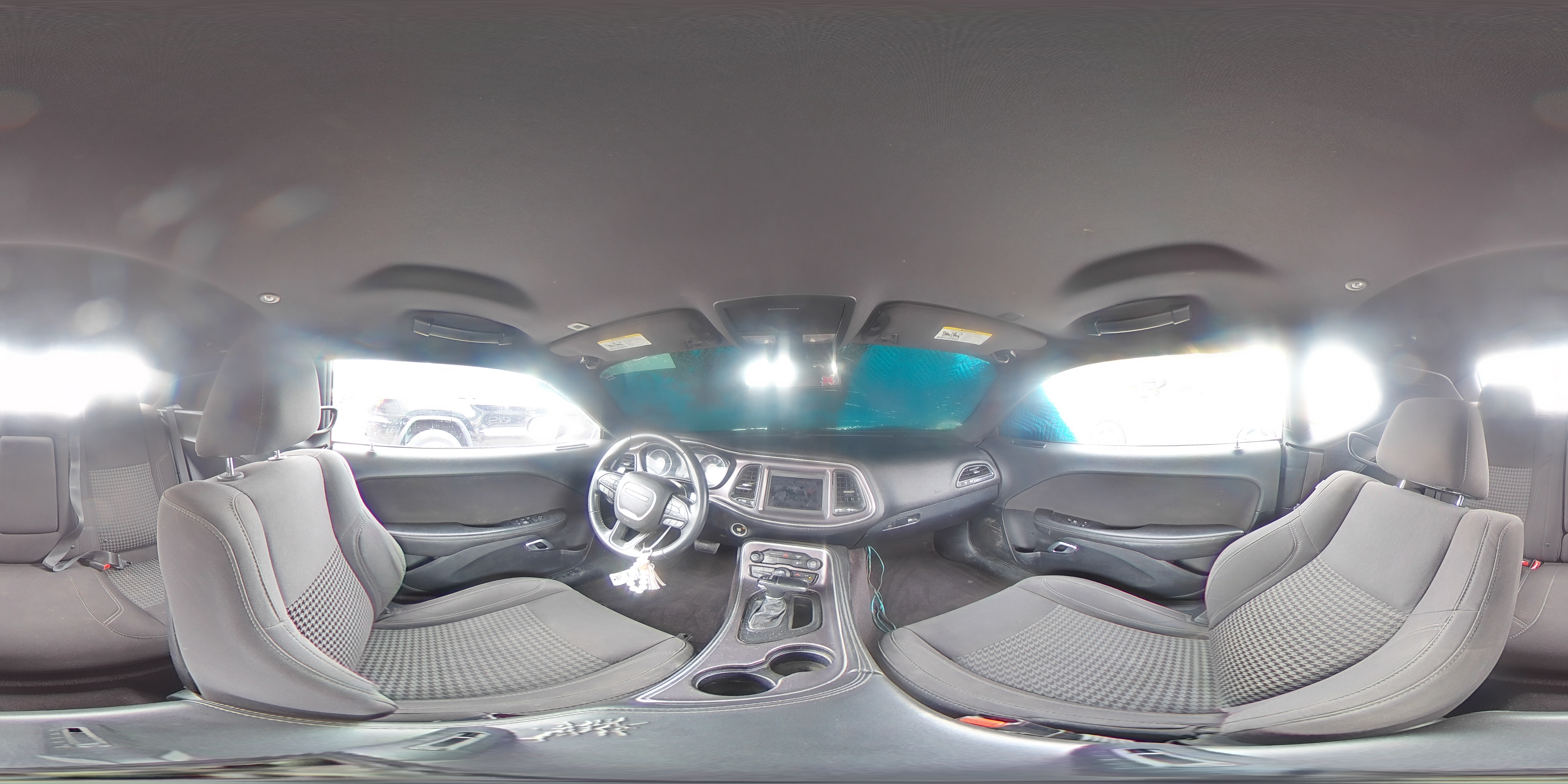 2018 Dodge Challenger Sxt VIN: 2C3CDZAG0JH162133 Lot: 70996025