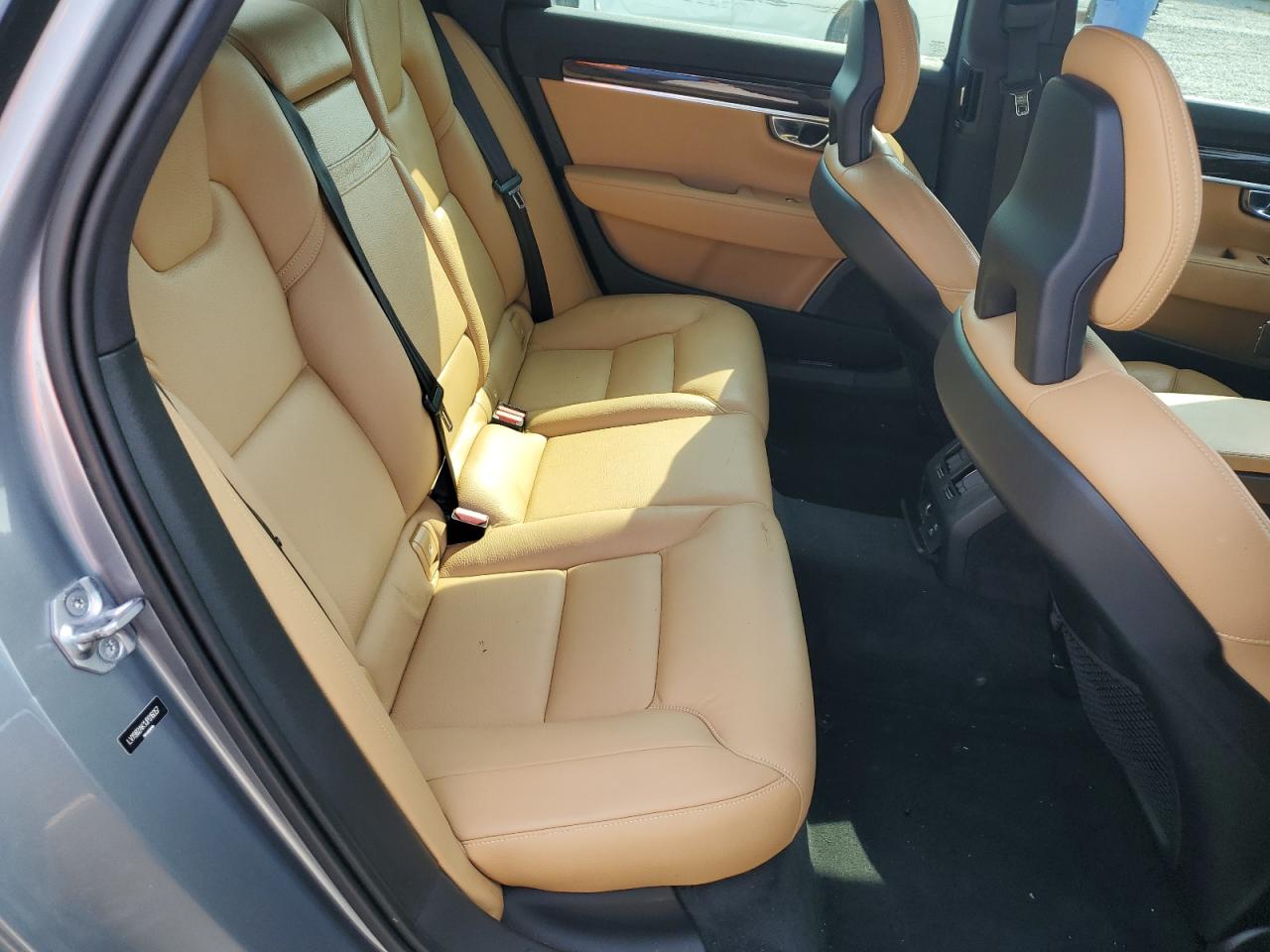 2018 Volvo S90 T5 Momentum VIN: LVY982AK1JP016057 Lot: 71546475