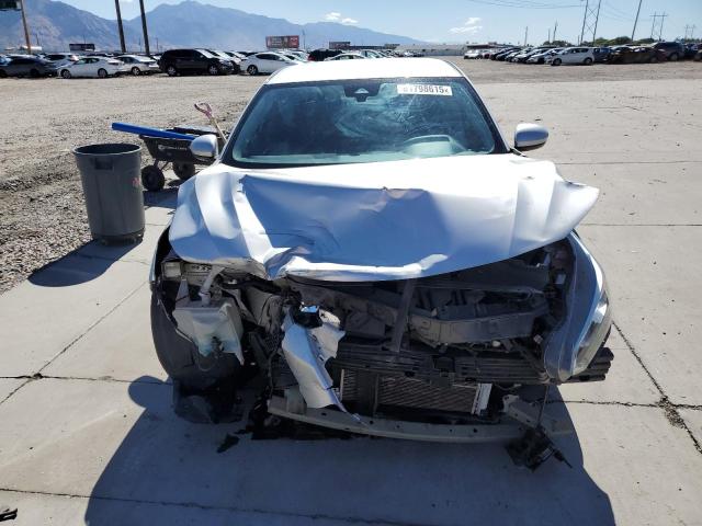 NISSAN SENTRA 2021 Серебристый